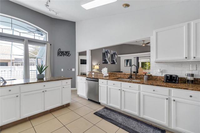 247 OAK CHASE PLACE, Davenport, FL 33896