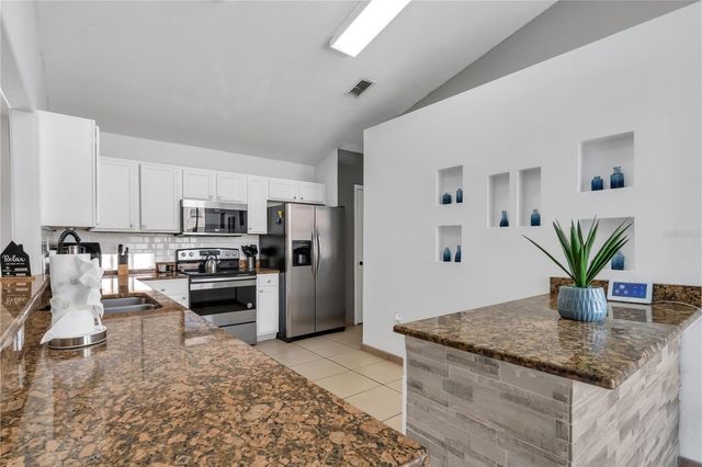 247 OAK CHASE PLACE, Davenport, FL 33896