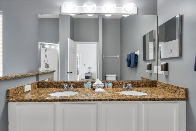 247 OAK CHASE PLACE, Davenport, FL 33896