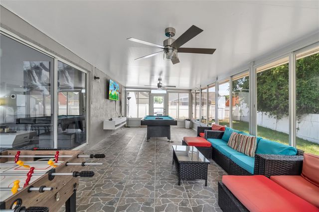 247 OAK CHASE PLACE, Davenport, FL 33896