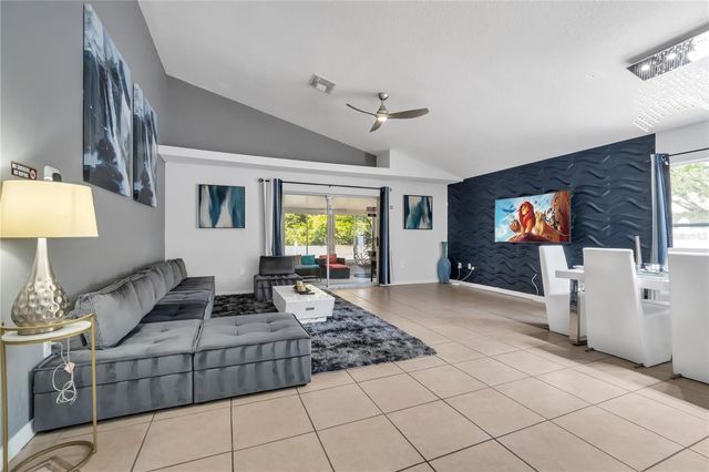 247 OAK CHASE PLACE, Davenport, FL 33896