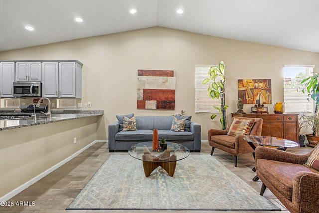 3862 E NARROWLEAF Drive, Gilbert, AZ 85298