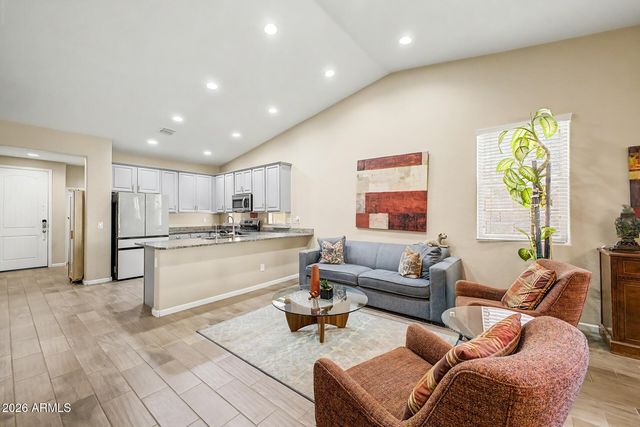 3862 E NARROWLEAF Drive, Gilbert, AZ 85298