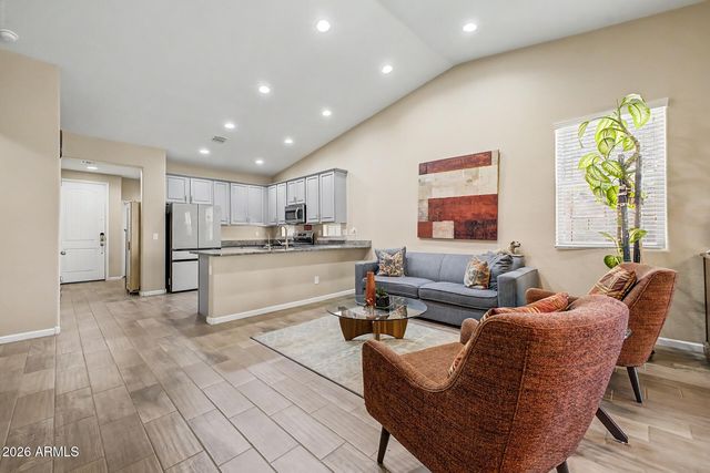 3862 E NARROWLEAF Drive, Gilbert, AZ 85298