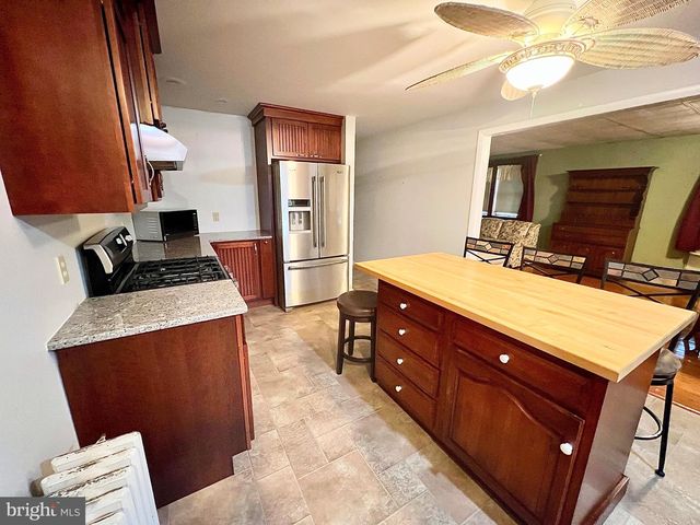 28 N 19TH ST, Ashland, PA 17921