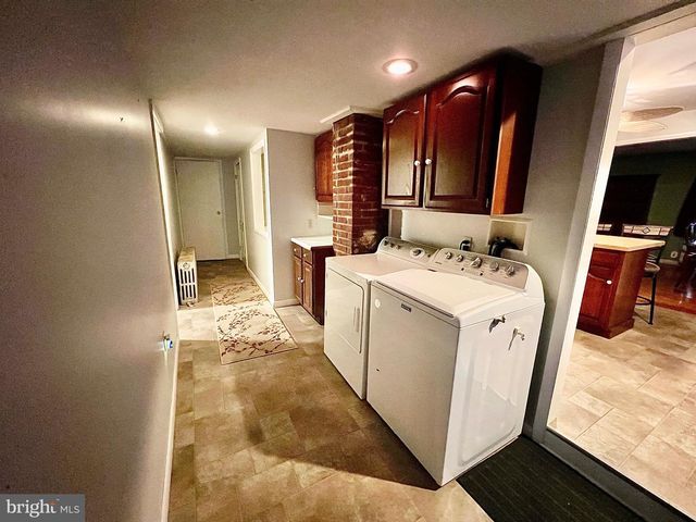 28 N 19TH ST, Ashland, PA 17921