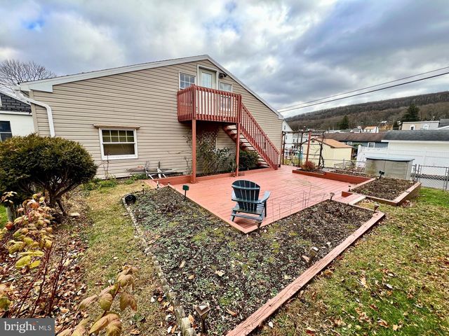 28 N 19TH ST, Ashland, PA 17921