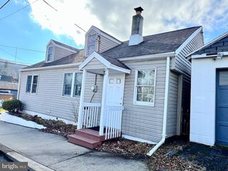 28 N 19TH ST, Ashland, PA 17921