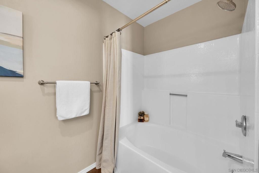 Image 18 of property listing at 9239 Francis, Spring Valley, CA 91977