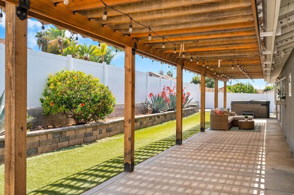 Image 30 of property listing at 9239 Francis, Spring Valley, CA 91977
