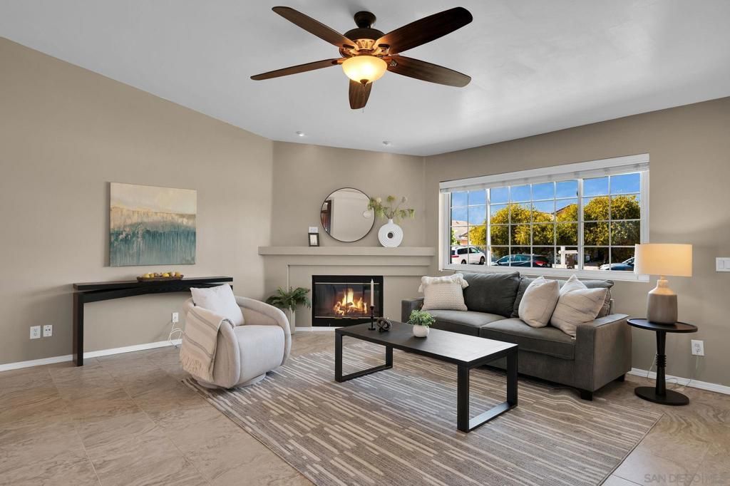Image 4 of property listing at 9239 Francis, Spring Valley, CA 91977