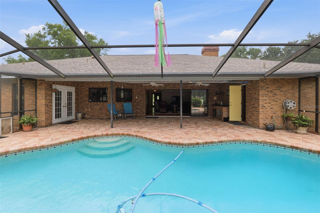 411 SUMMIT CHASE DRIVE, Valrico, FL 33594