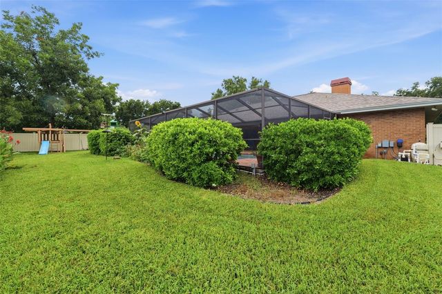 411 SUMMIT CHASE DRIVE, Valrico, FL 33594