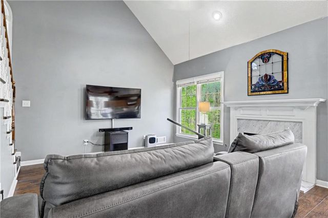 285 Creekside Way, Mcdonough, GA 30252