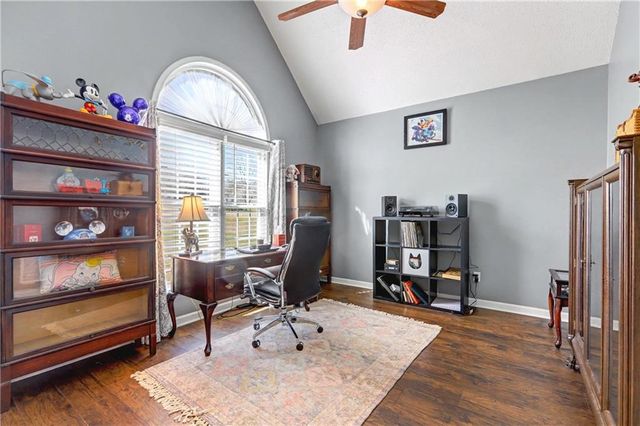 285 Creekside Way, Mcdonough, GA 30252