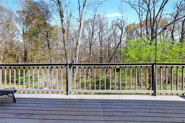 285 Creekside Way, Mcdonough, GA 30252