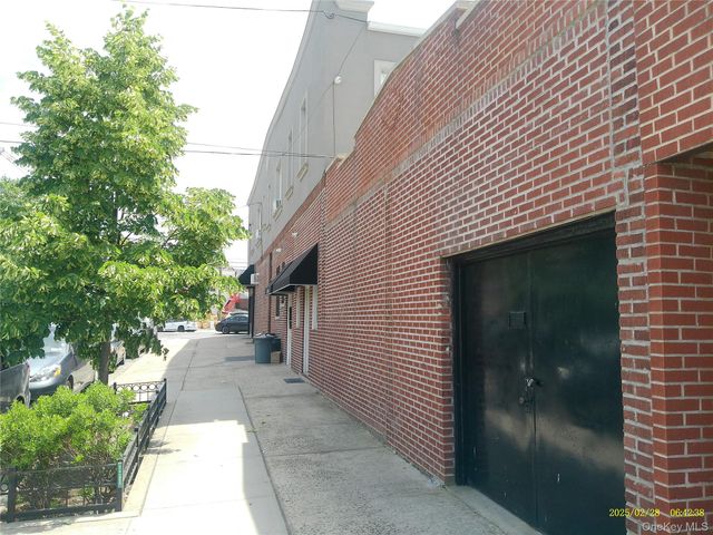 11923 Rockaway Boulevard, South Ozone Park, NY 11420