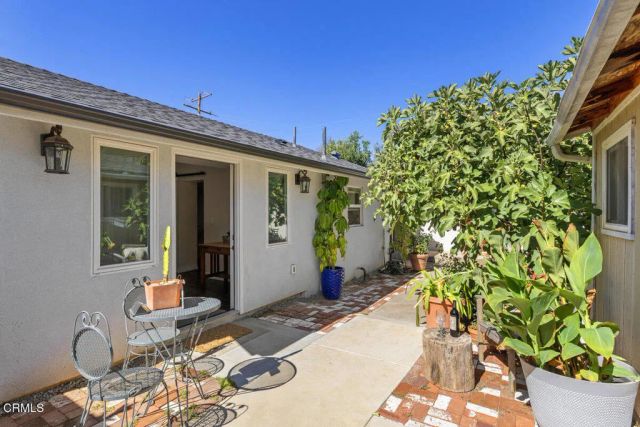 386 Larmier Avenue, Oak View, CA 93022