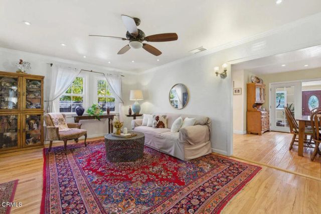 386 Larmier Avenue, Oak View, CA 93022