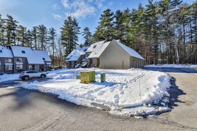 24 Suffolk Court, Bedford, NH 03110