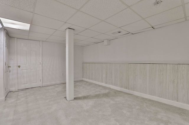 24 Suffolk Court, Bedford, NH 03110