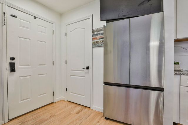 24 Suffolk Court, Bedford, NH 03110