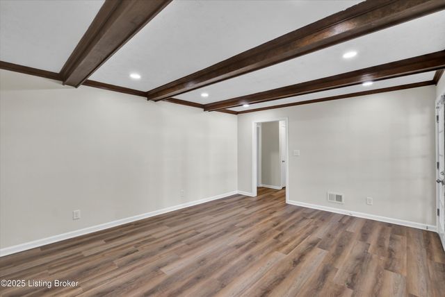 1408 Gutford Rd, Clarksville, IN 47129