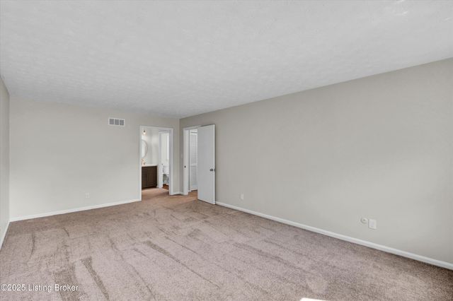 1408 Gutford Rd, Clarksville, IN 47129