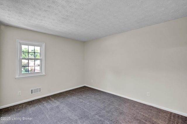 1408 Gutford Rd, Clarksville, IN 47129