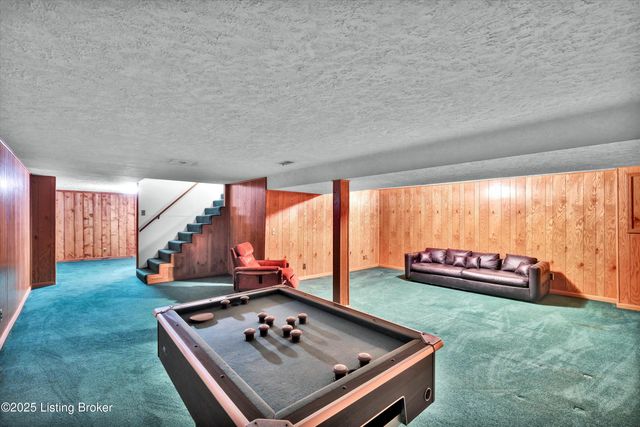 1408 Gutford Rd, Clarksville, IN 47129