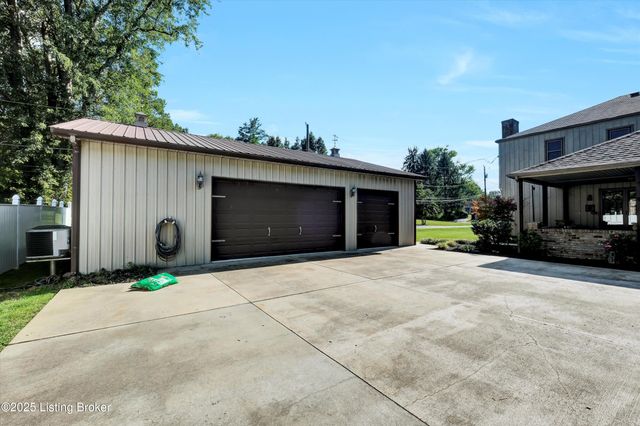 1408 Gutford Rd, Clarksville, IN 47129