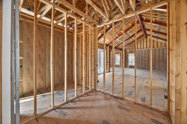 147 Dunrobin Ct, Sparta, TN 38583