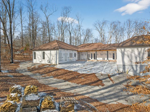 147 Dunrobin Ct, Sparta, TN 38583