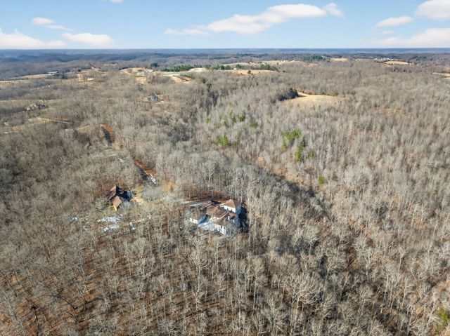 147 Dunrobin Ct, Sparta, TN 38583