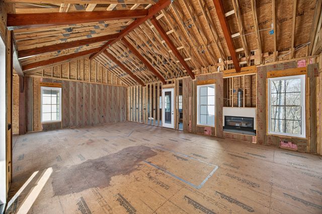 147 Dunrobin Ct, Sparta, TN 38583