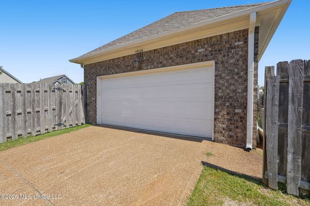 7326 Stone Ridge Drive, Olive Branch, MS 38654