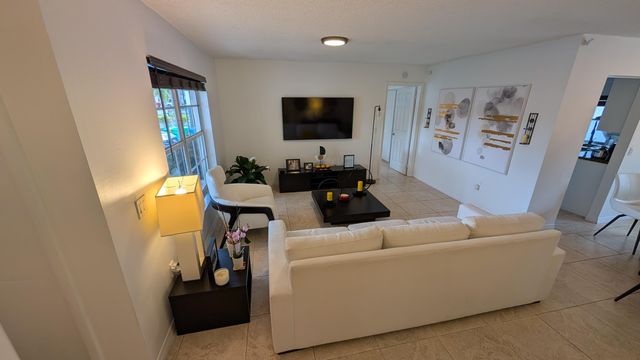 11640 NW 32nd Manor, Sunrise, FL 33323
