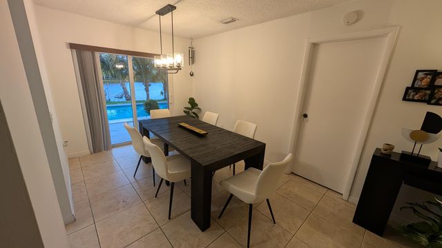 11640 NW 32nd Manor, Sunrise, FL 33323
