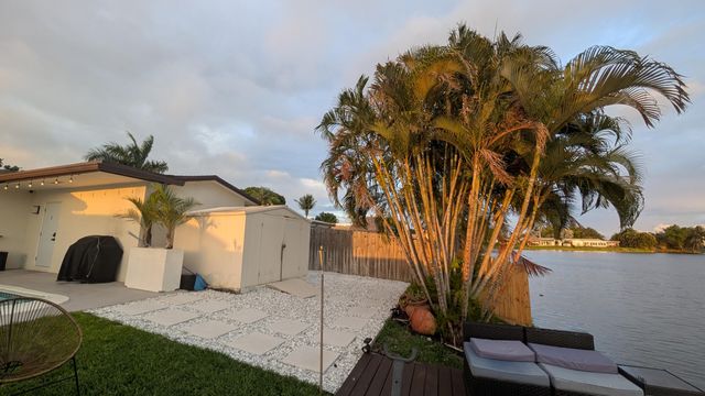 11640 NW 32nd Manor, Sunrise, FL 33323