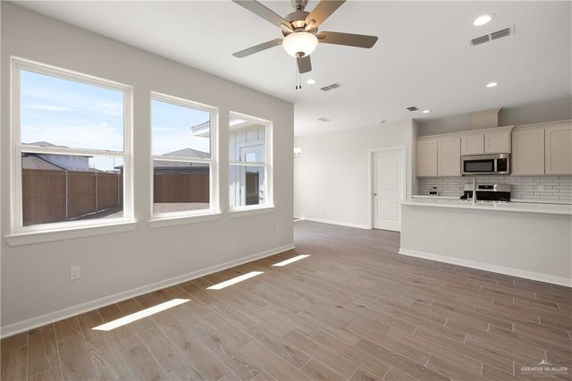 318 San Antonio Loop S, Weslaco, TX 78599