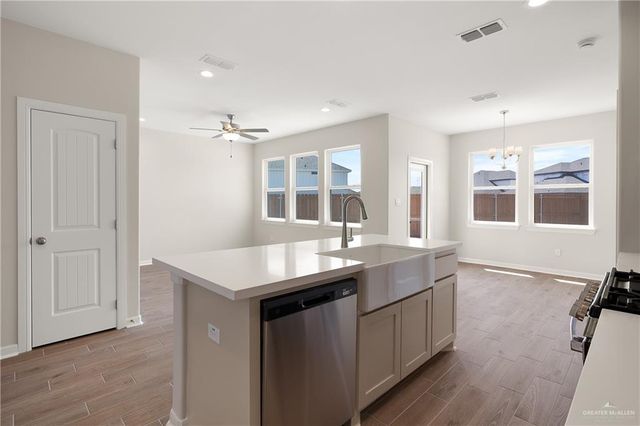 318 San Antonio Loop S, Weslaco, TX 78599