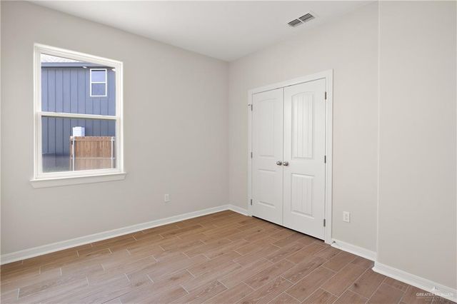 318 San Antonio Loop S, Weslaco, TX 78599