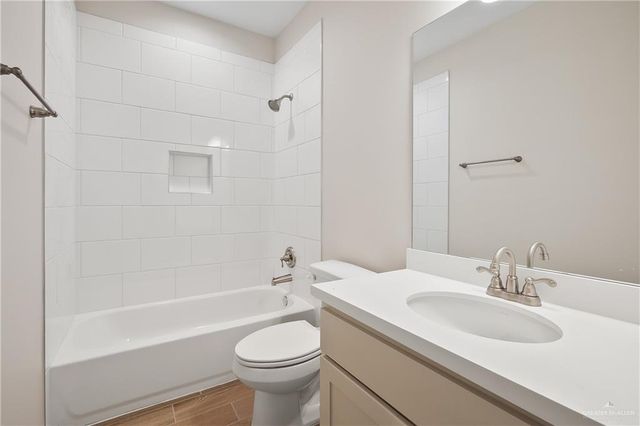 318 San Antonio Loop S, Weslaco, TX 78599
