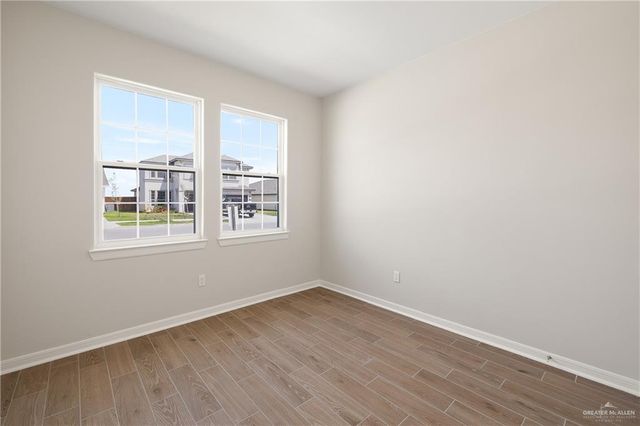 318 San Antonio Loop S, Weslaco, TX 78599