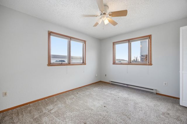 2012 Park Boulevard S B4, Fargo, ND 58103