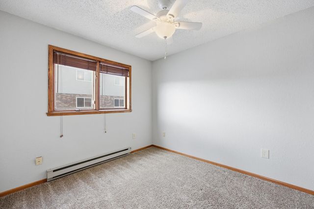 2012 Park Boulevard S B4, Fargo, ND 58103
