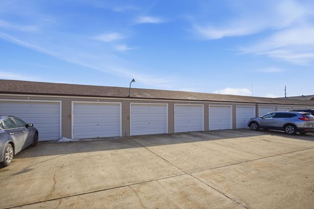 2012 Park Boulevard S B4, Fargo, ND 58103