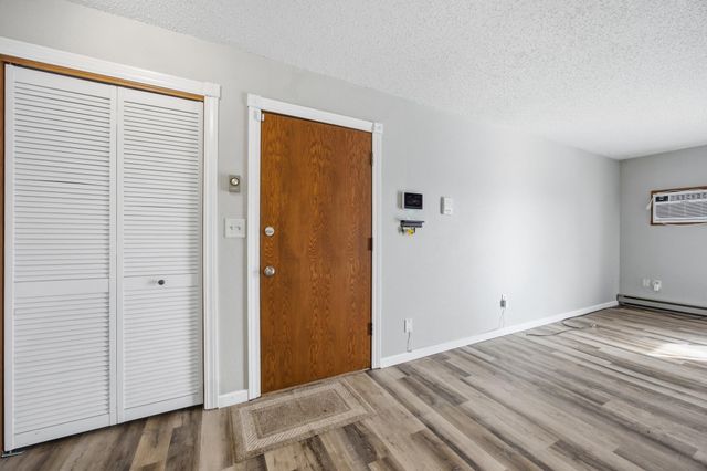 2012 Park Boulevard S B4, Fargo, ND 58103