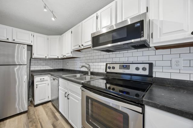 2012 Park Boulevard S B4, Fargo, ND 58103