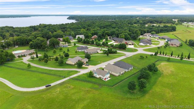 28200 S Hwy 125 70, Afton, OK 74331